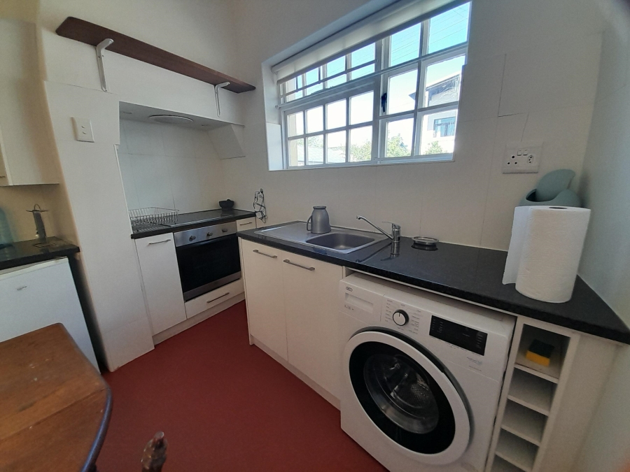 To Let 2 Bedroom Property for Rent in Mowbray Western Cape